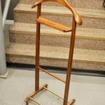 852 7624 VALET STAND
